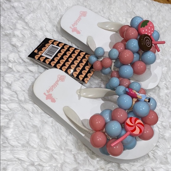 ✨NEW✨ Bubble Flop Kids Sandals - Picture 5 of 9